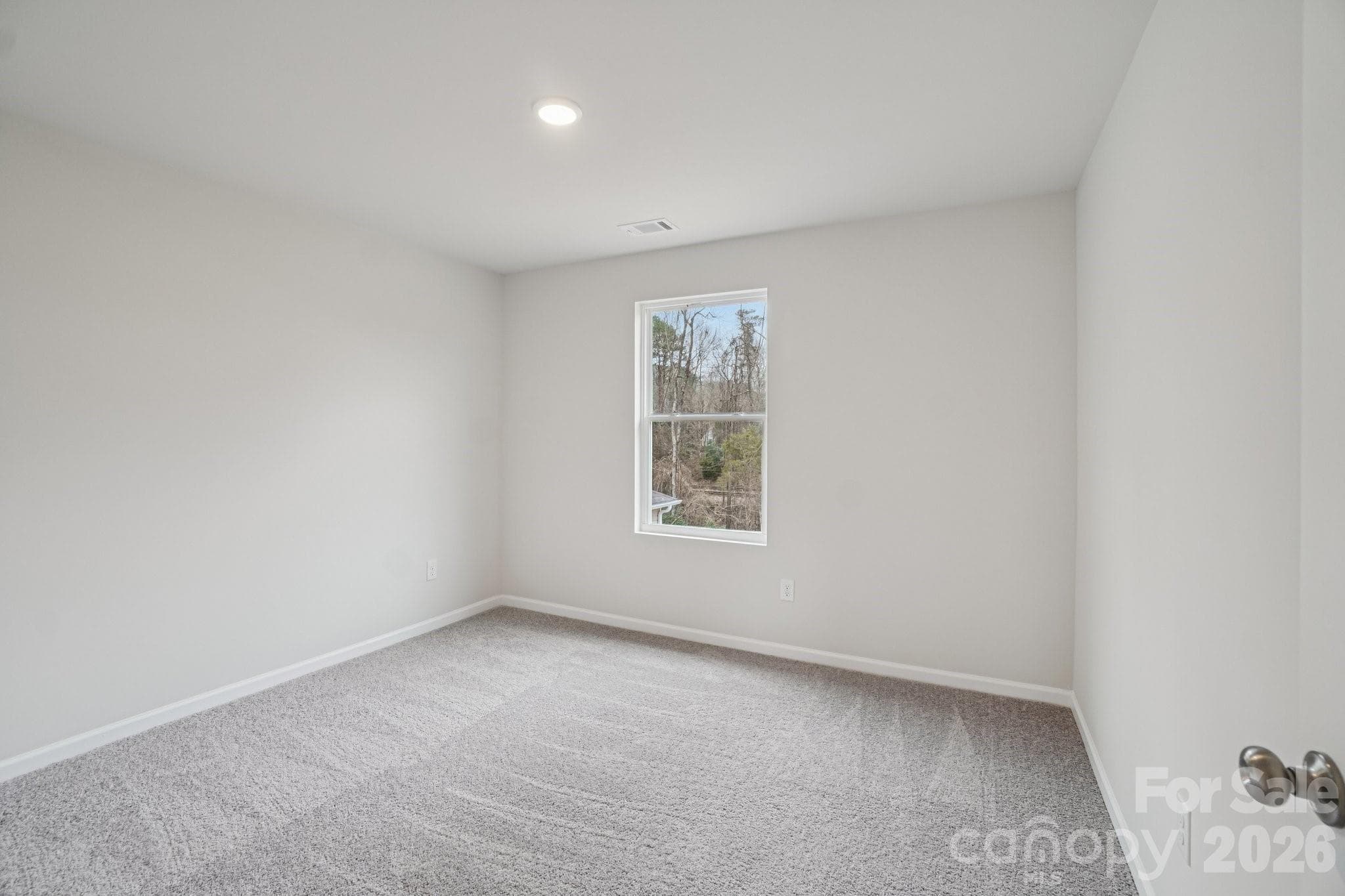 Single Family Residence at 547 Tomlin Trail, Spartanburg, photo 10 of 24