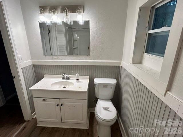 Hall bathroom - 62 Kinard Lane, Penrose