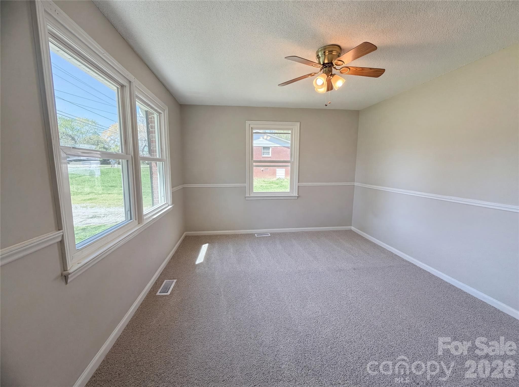 Single Family Residence at 4402 Ginger Drive, Gastonia, photo 3 of 17
