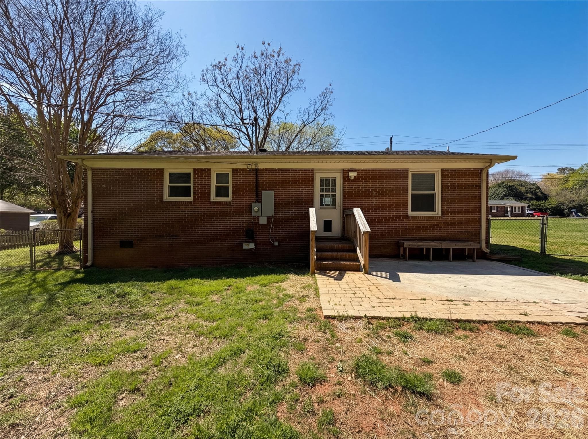 Single Family Residence at 4402 Ginger Drive, Gastonia, photo 5 of 17