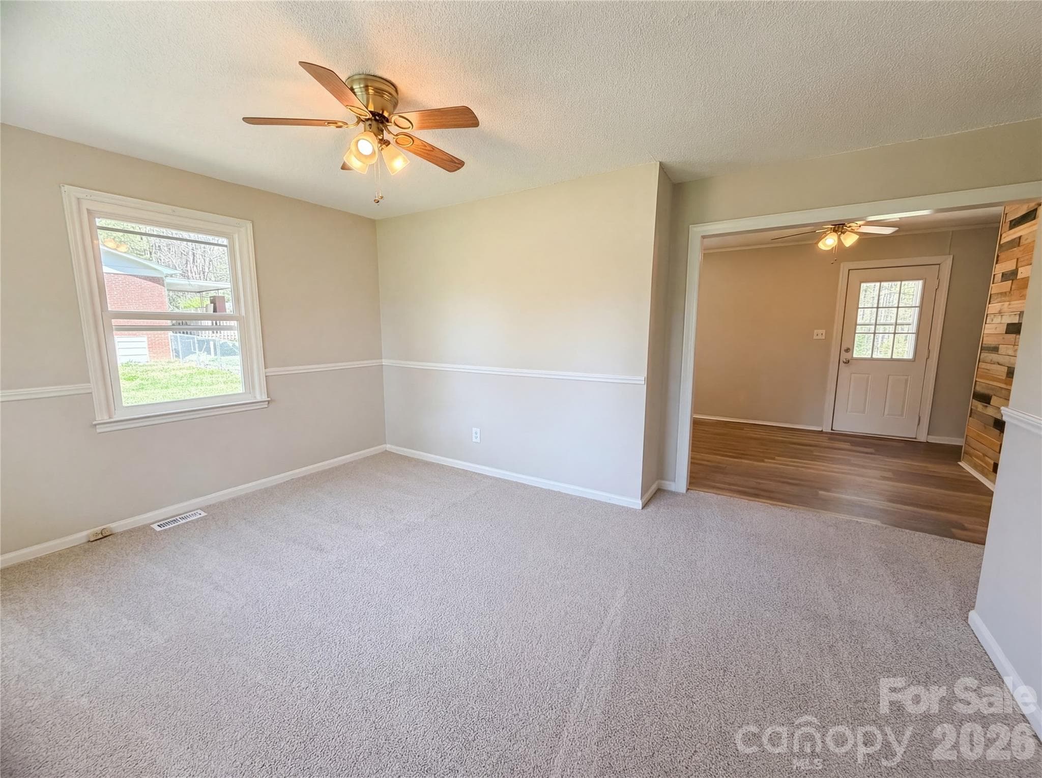 Single Family Residence at 4402 Ginger Drive, Gastonia, photo 7 of 17