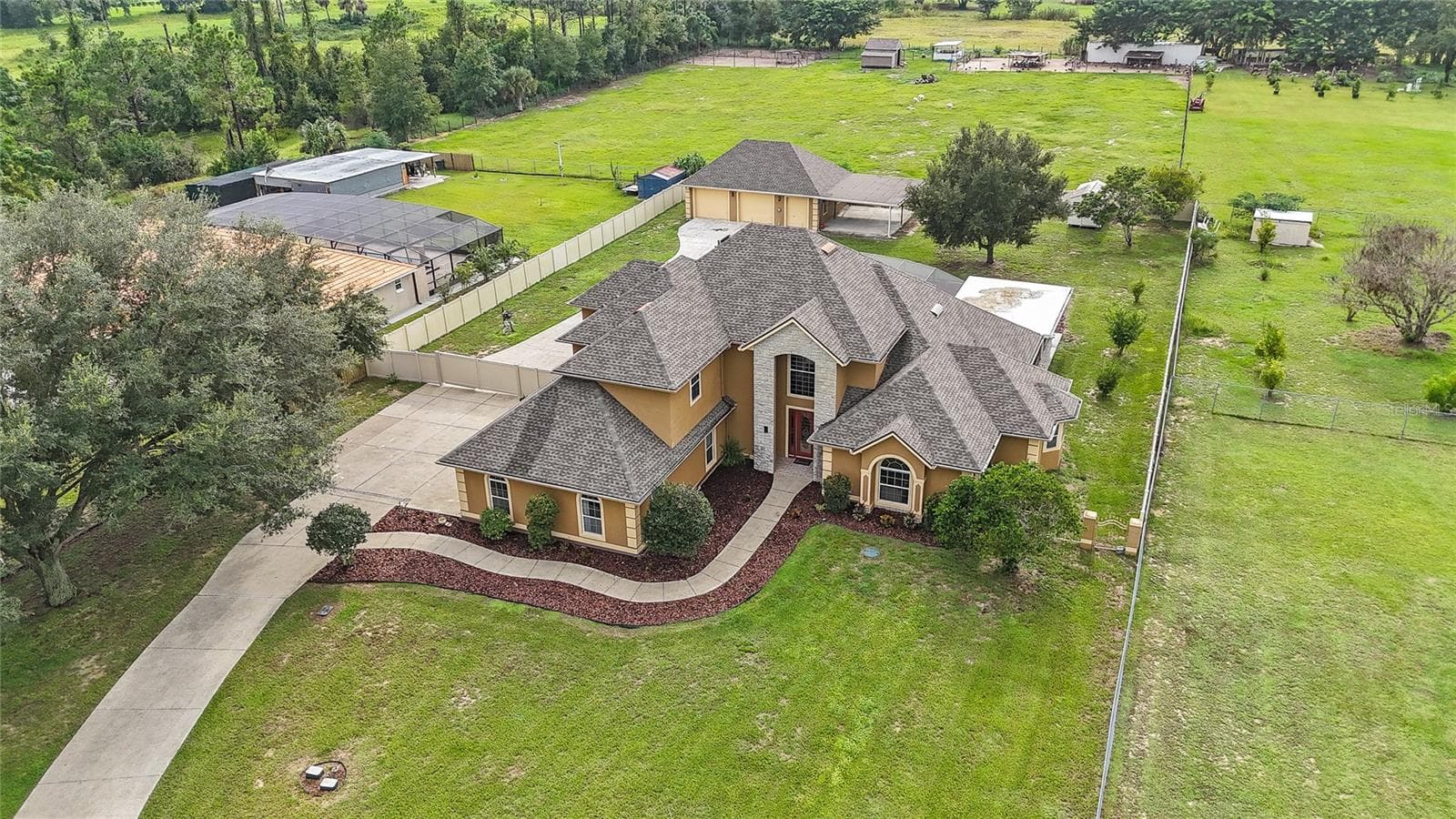 Single Family Residence at 12901 PHILLIPS RD, GROVELAND, photo 72 of 85