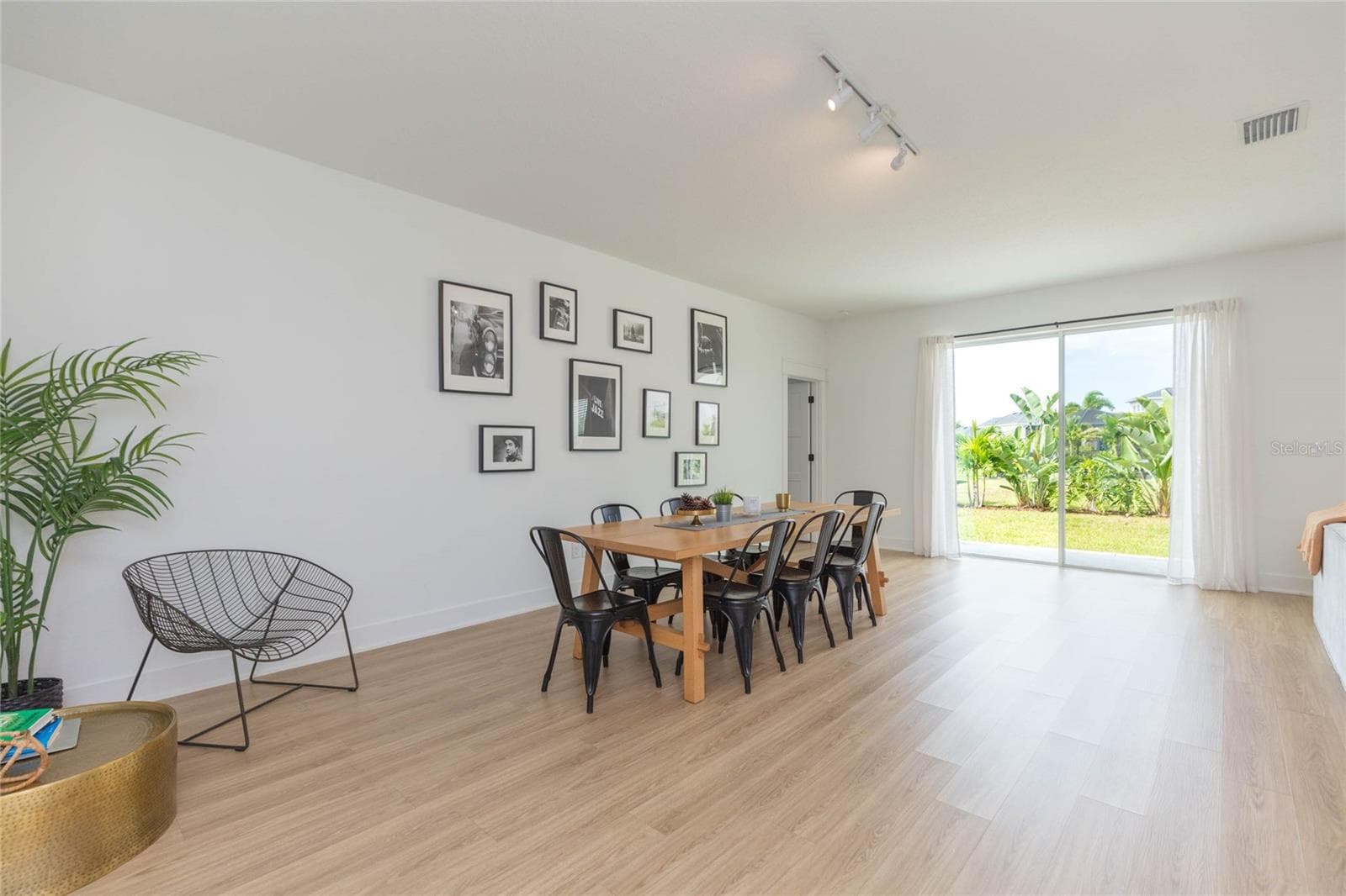 Single Family Residence at 7122 ESTERO CT, APOLLO BEACH, photo 9 of 63