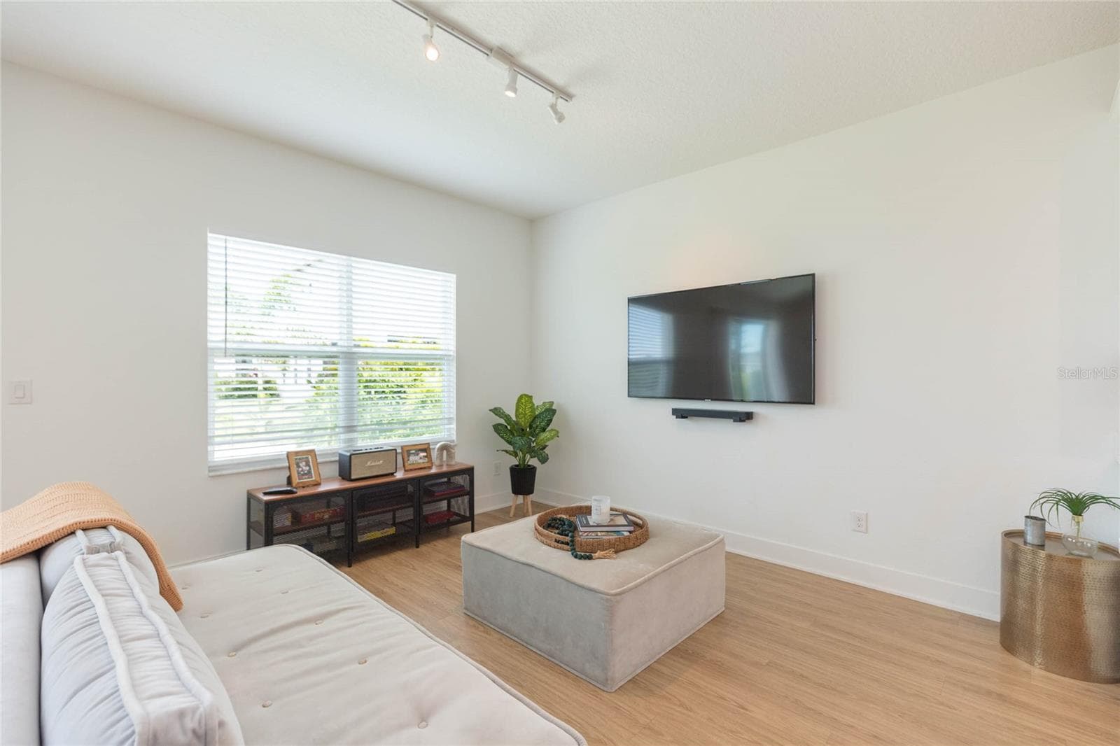 Single Family Residence at 7122 ESTERO CT, APOLLO BEACH, photo 14 of 63