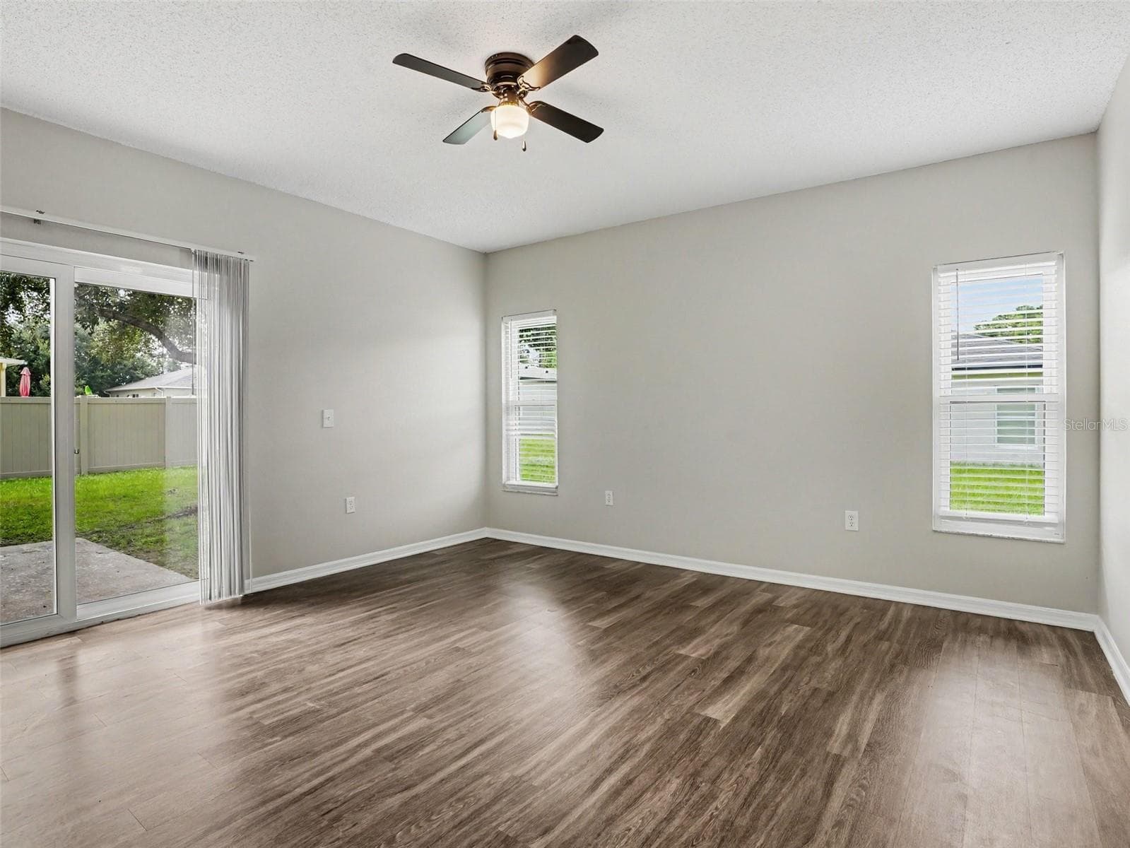 Single Family Residence at 422 COLUMBIA CT, POINCIANA, photo 12 of 23