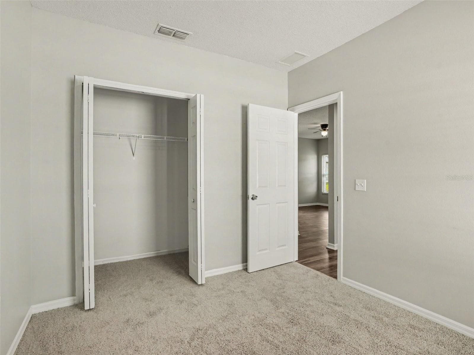 Single Family Residence at 422 COLUMBIA CT, POINCIANA, photo 19 of 23