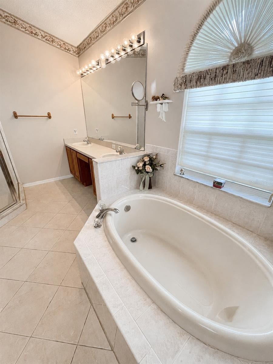 Single Family Residence at 6513 CARDINAL CREST DR, NEW PORT RICHEY, photo 29 of 46