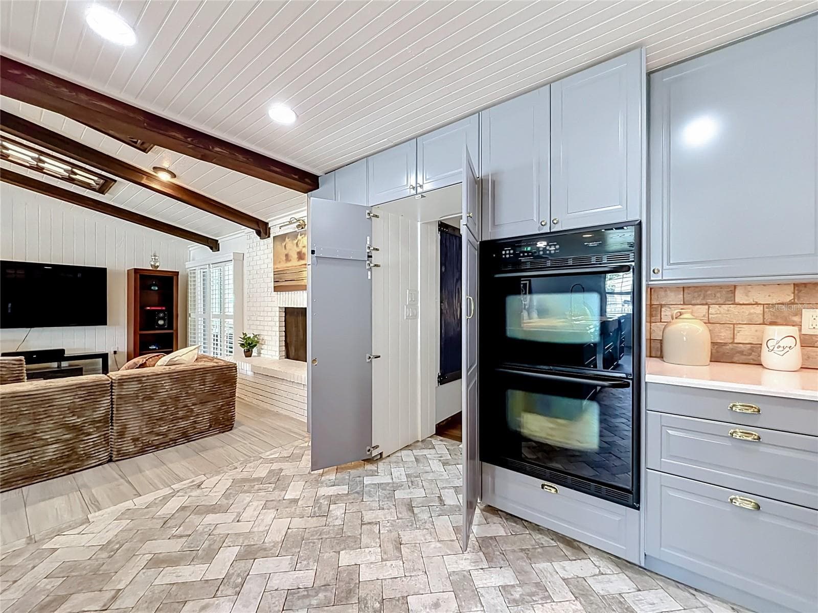 Single Family Residence at 4627 CANARY ST, ORLANDO, photo 12 of 65