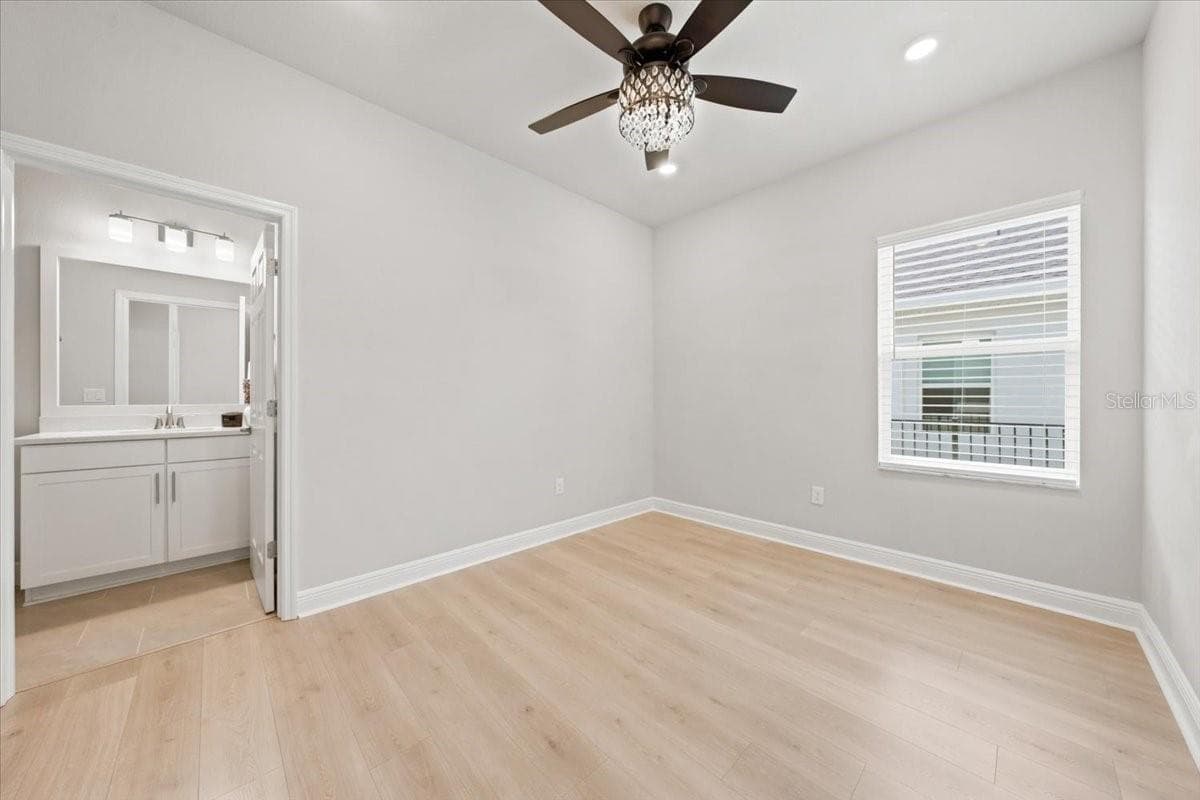 Bedroom #4 with En-Suite - 11756 RICHMOND TRL, PARRISH