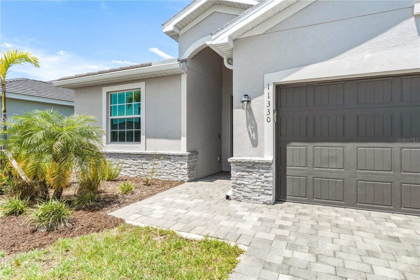 Single Family Residence at 11330 BURGUNDY DR, VENICE, photo 2 of 30