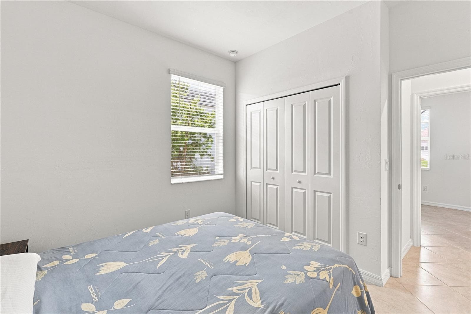 Single Family Residence at 11330 BURGUNDY DR, VENICE, photo 18 of 30