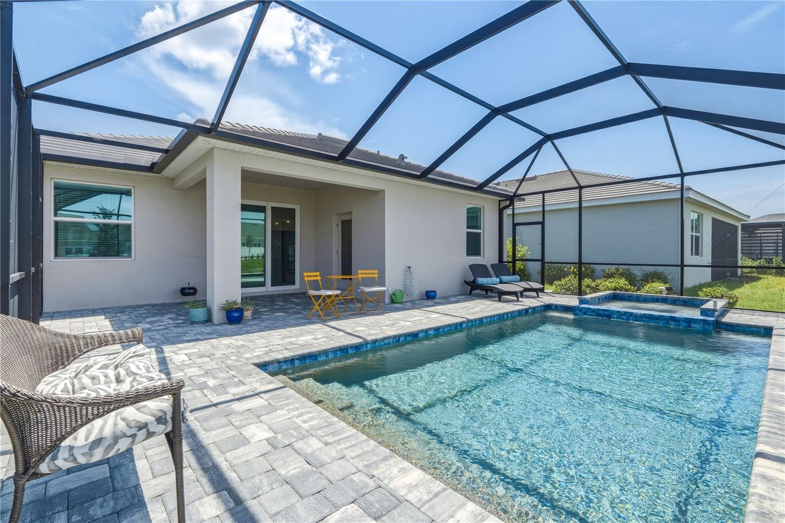 Single Family Residence at 11330 BURGUNDY DR, VENICE, photo 27 of 30
