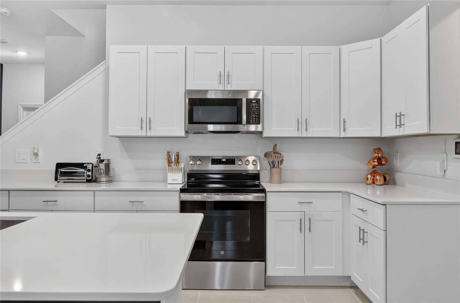 Stainless steel appliances. - 36227 JOSEPH BLAKE ST, ZEPHYRHILLS