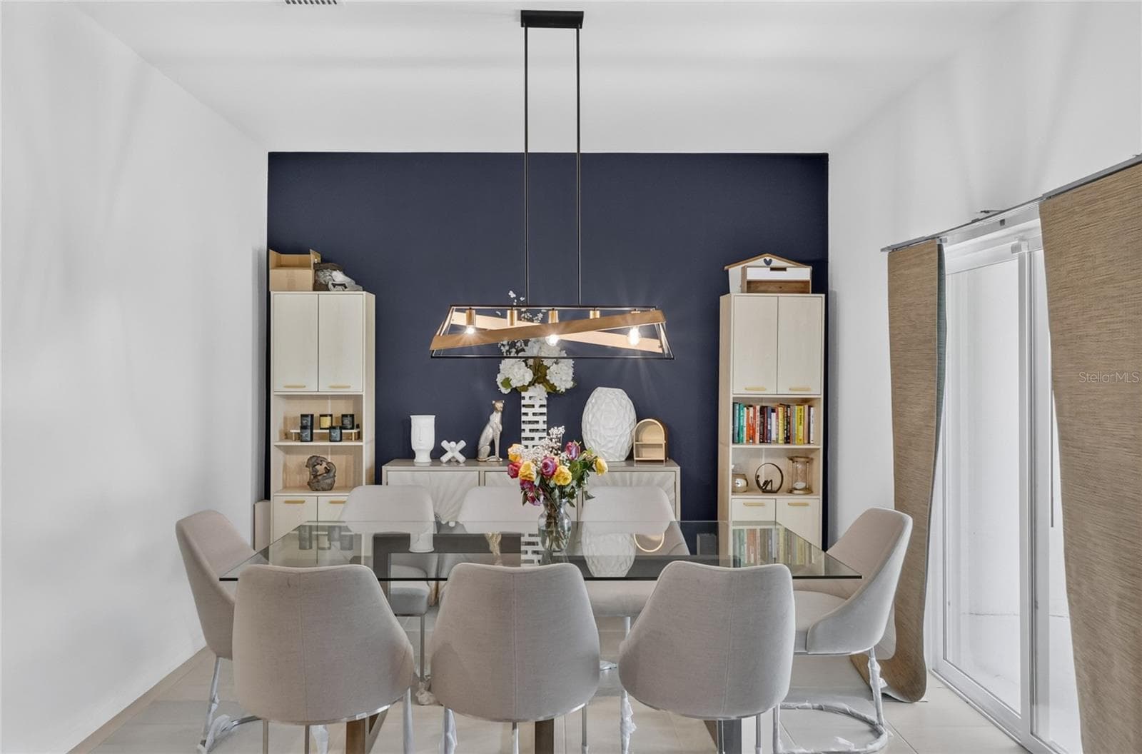 Nice size dining room with sliders out to the patio - 36227 JOSEPH BLAKE ST, ZEPHYRHILLS