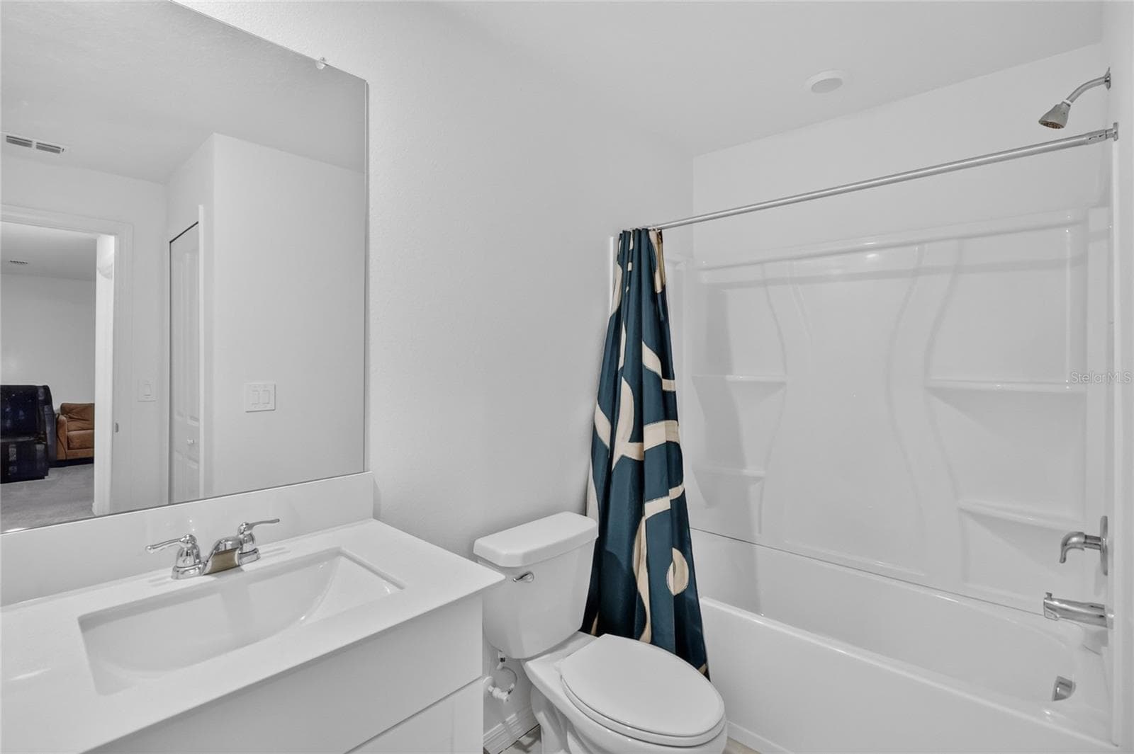 Another view of guest bathroom with tub/shower combo - 36227 JOSEPH BLAKE ST, ZEPHYRHILLS