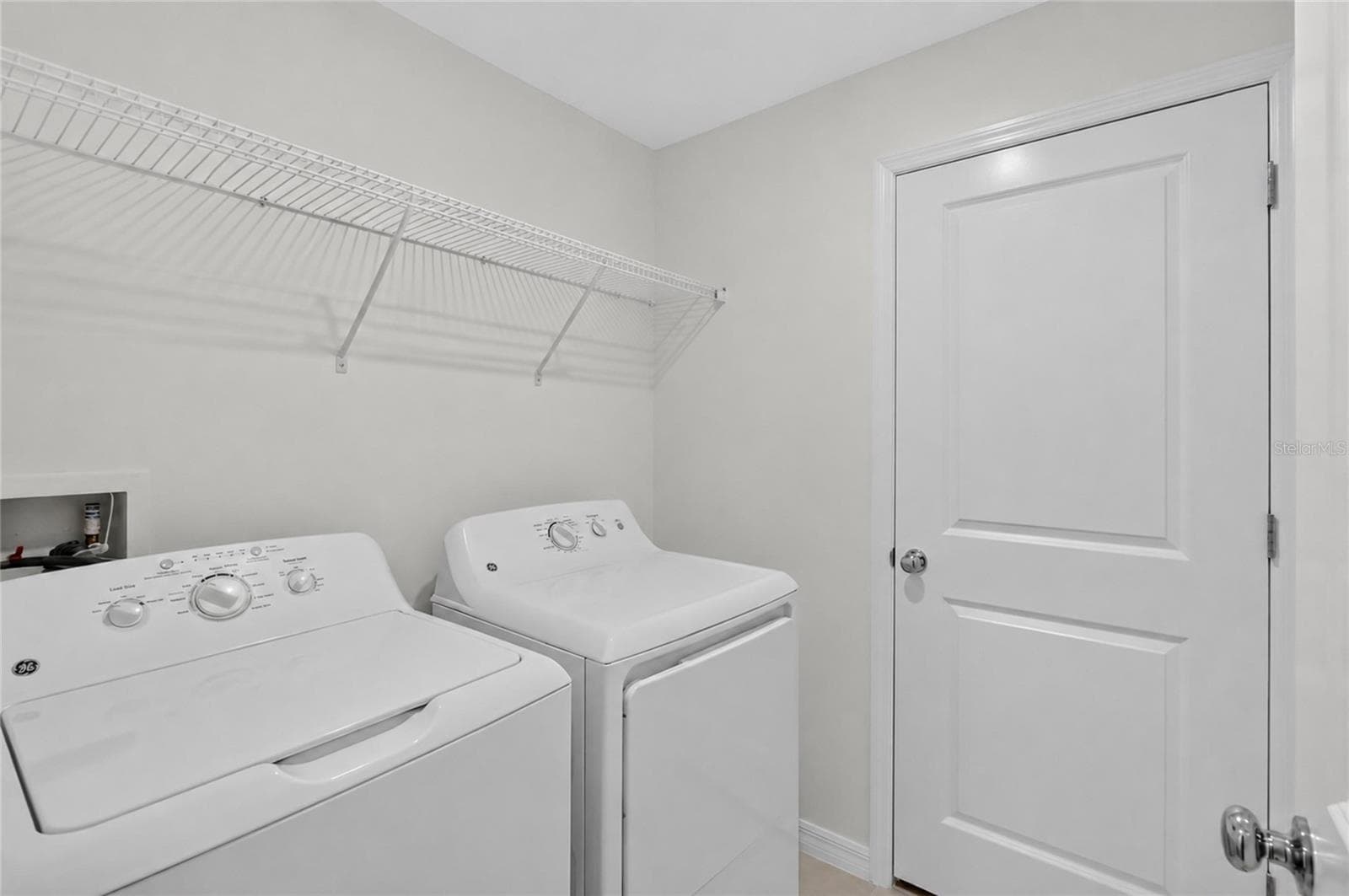 Upstairs laundry room - 36227 JOSEPH BLAKE ST, ZEPHYRHILLS