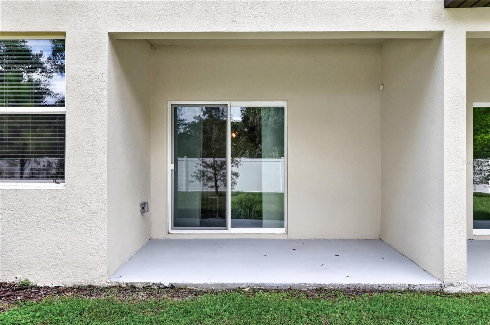 Covered lanai - 36227 JOSEPH BLAKE ST, ZEPHYRHILLS