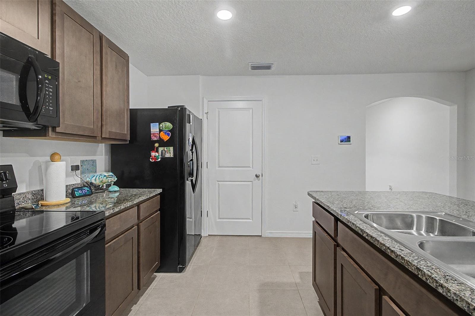 KITCHEN - 25199 NW 8TH RD, NEWBERRY