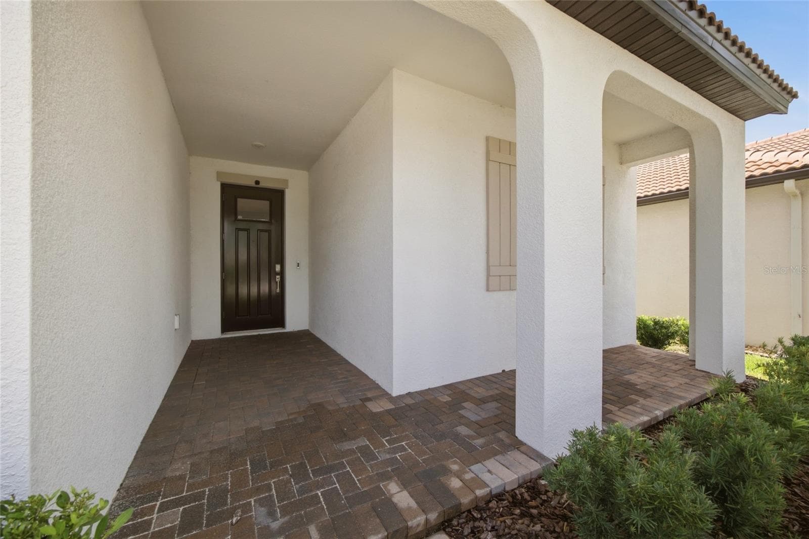 Single Family Residence at 17218 STAR BANKS ST, WIMAUMA, photo 4 of 56