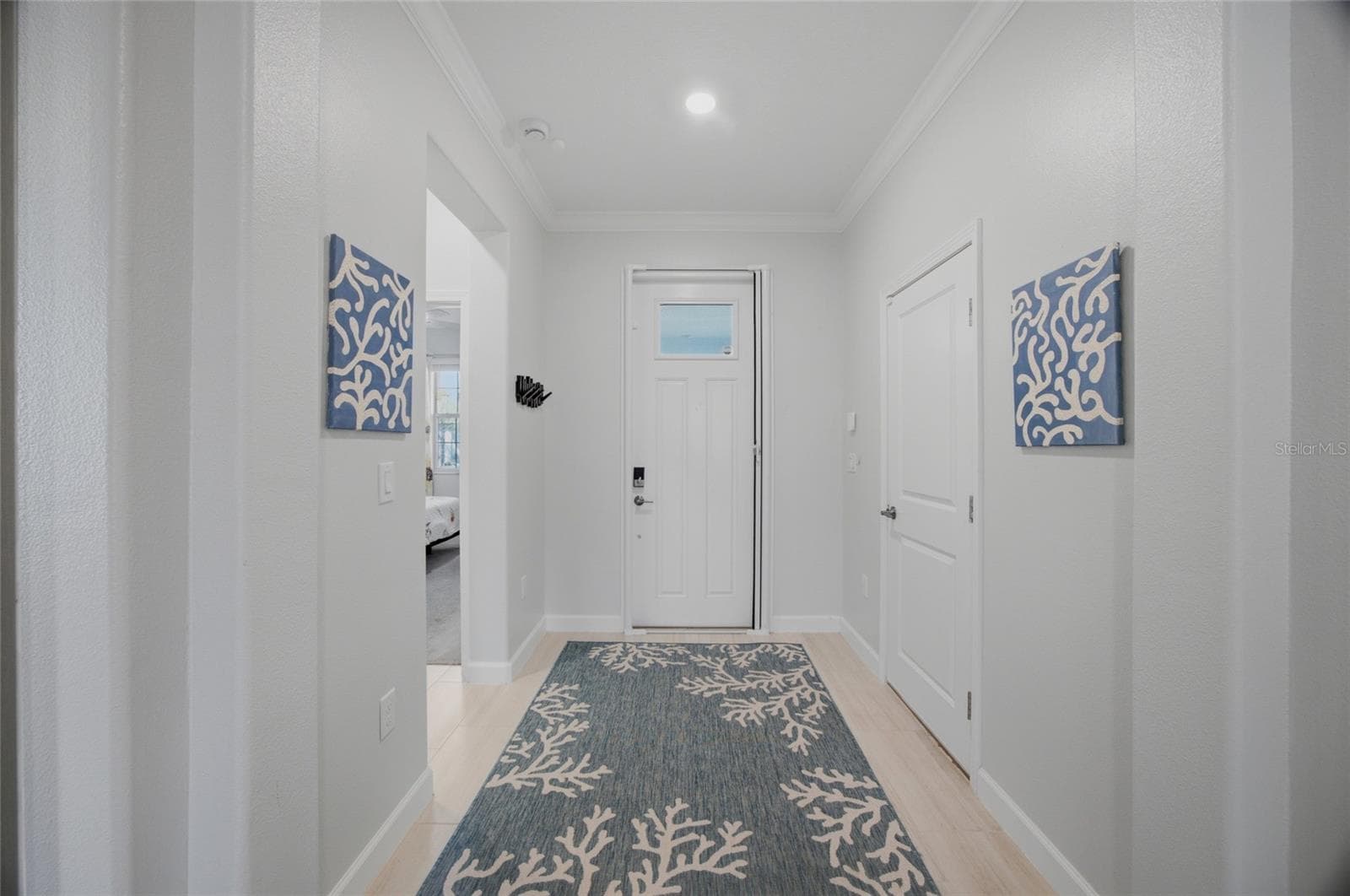 Single Family Residence at 17218 STAR BANKS ST, WIMAUMA, photo 5 of 56