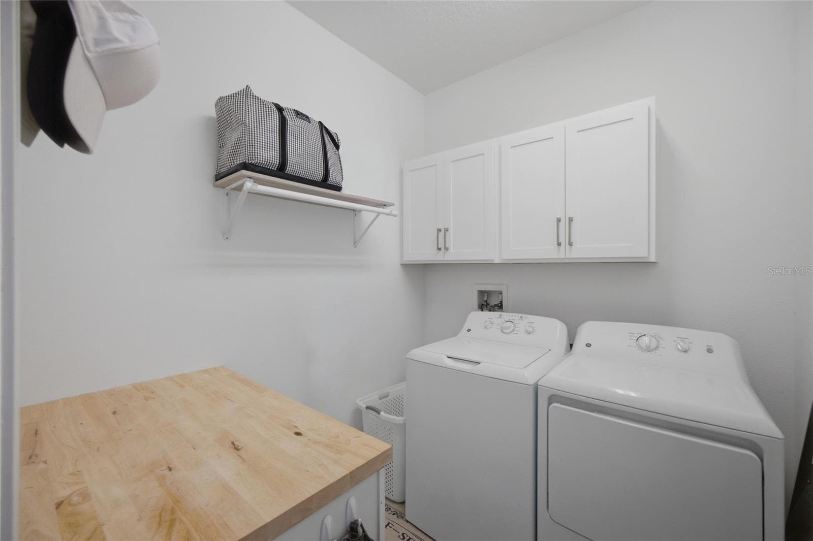 Spacious Laundry Room - 17218 STAR BANKS ST, WIMAUMA