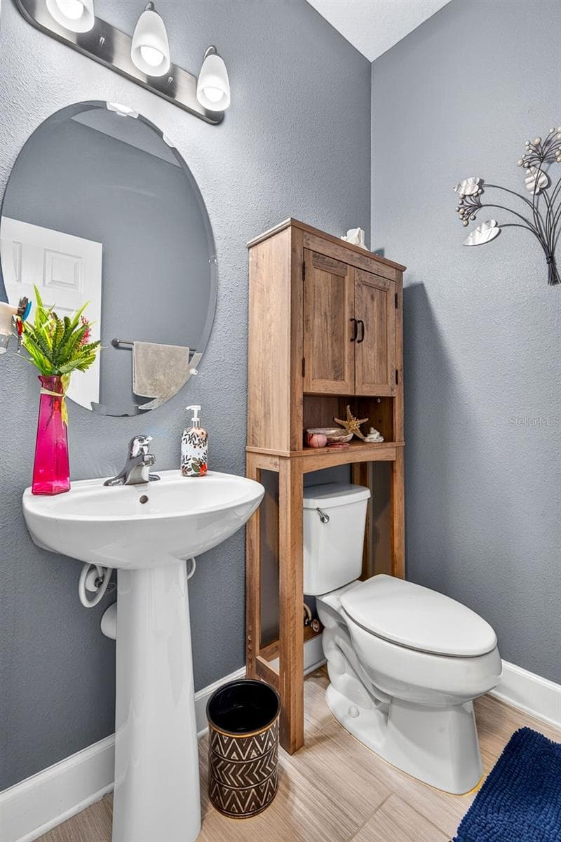 Hallway Half Bathroom - 792 ROSEMARY CIR, BRADENTON