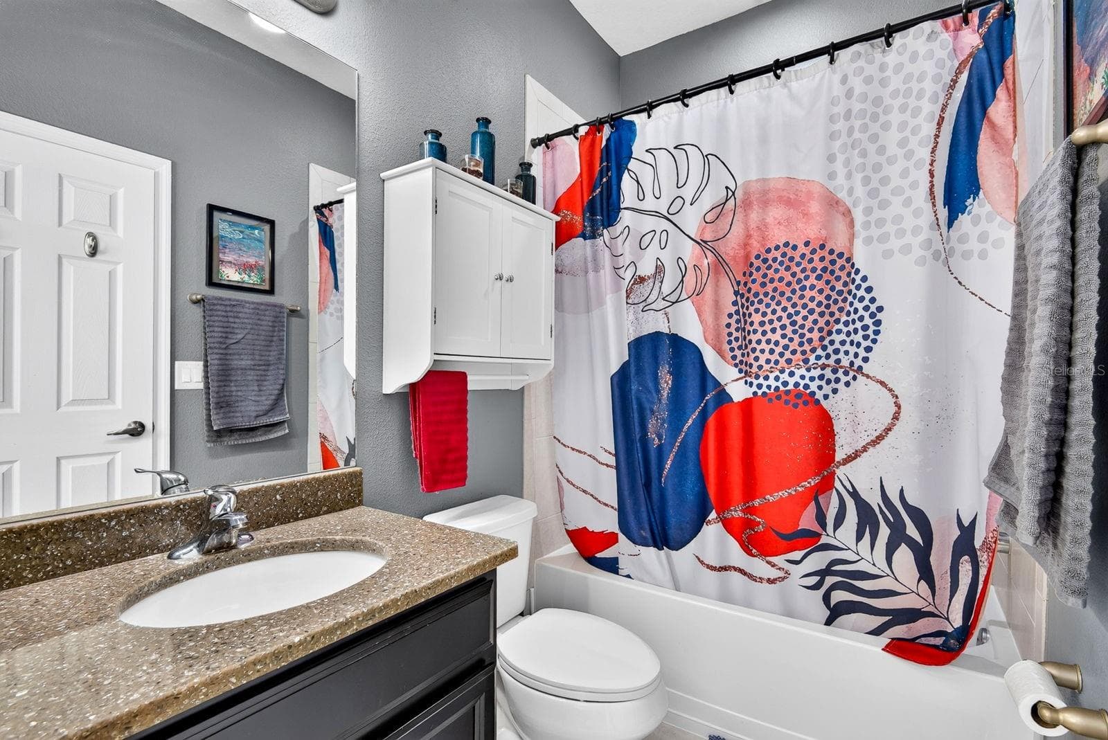 Jack & Jill Bathroom between Bedroom 4 & 5 - 792 ROSEMARY CIR, BRADENTON