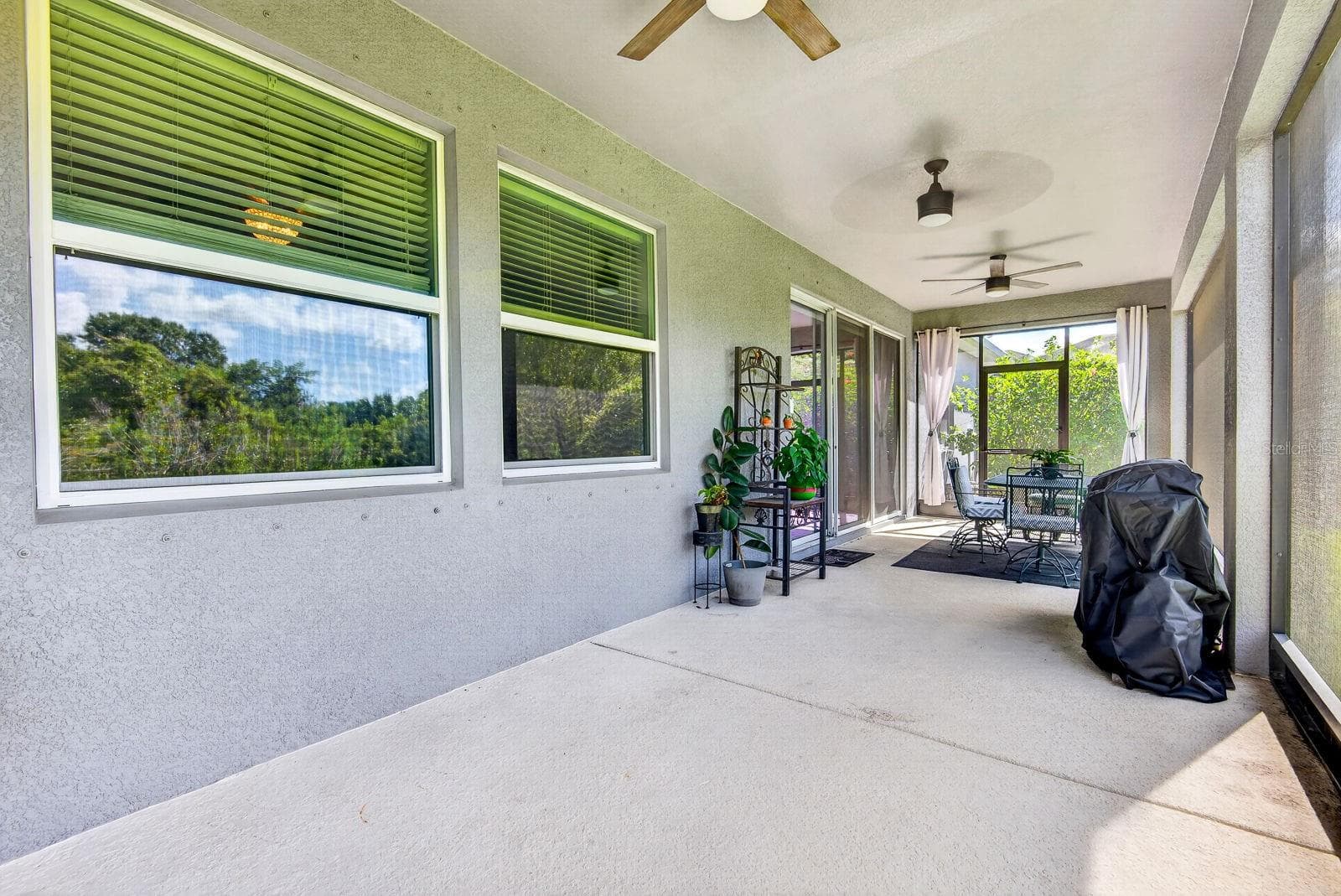 Screened Lanai - 33' x 10' - 792 ROSEMARY CIR, BRADENTON