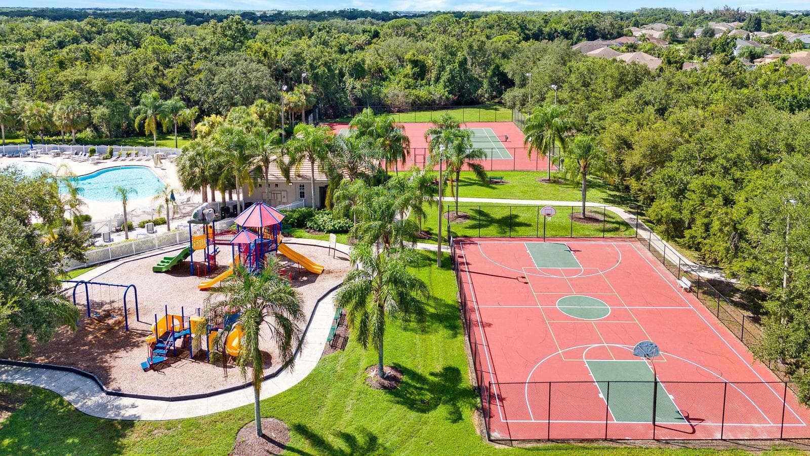 Greyhawk Blvd Amenities - 792 ROSEMARY CIR, BRADENTON