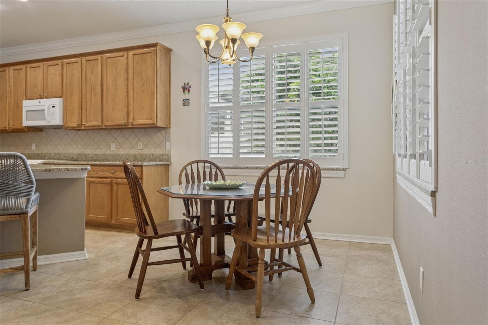 Single Family Residence at 9703 HIDDEN COVE CT, TAMPA, photo 10 of 45
