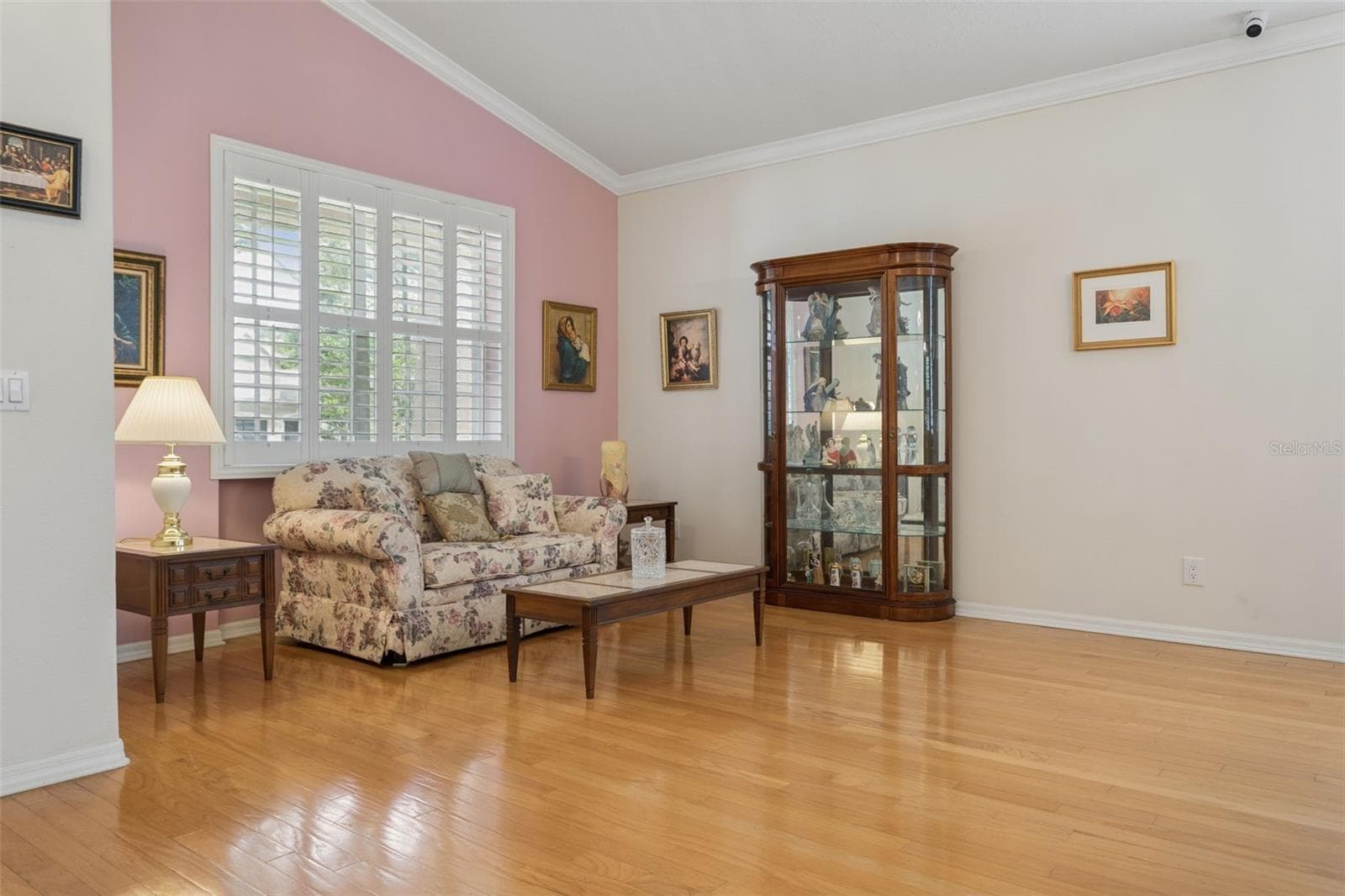 Single Family Residence at 9703 HIDDEN COVE CT, TAMPA, photo 16 of 45