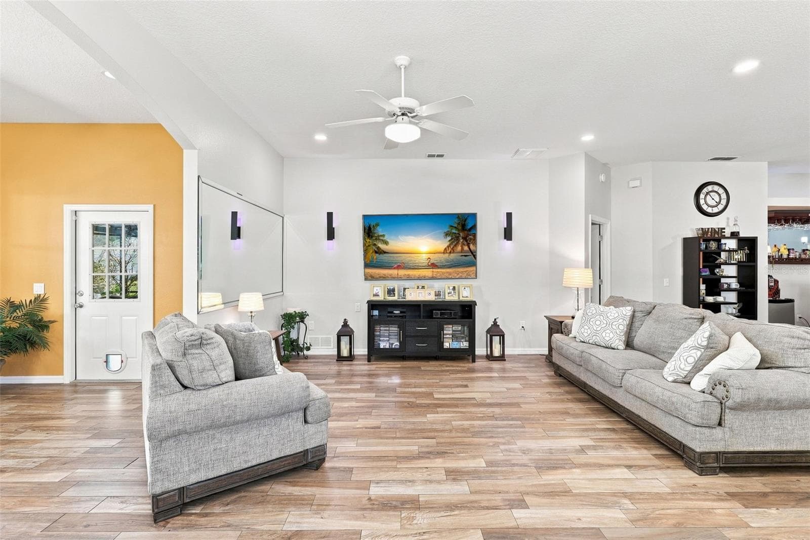 Single Family Residence at 367 FOXHILL DR, DEBARY, photo 19 of 50
