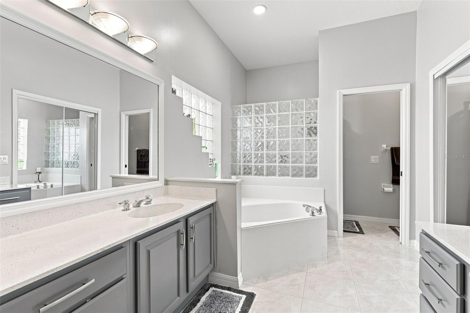 Primary Bathroom with Garden Tub, Walk In Shower , Dual Vanities - 367 FOXHILL DR, DEBARY