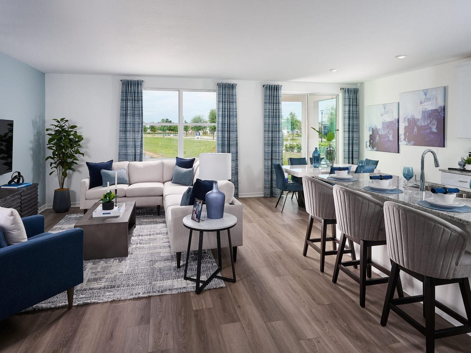 Photo is not of the actual home, but is an inspirational photo of builder’s model home and may depict options, furnishings, and/or decorator features that are not included. - 833 SILVERADO TRAIL DR, LAKE HAMILTON