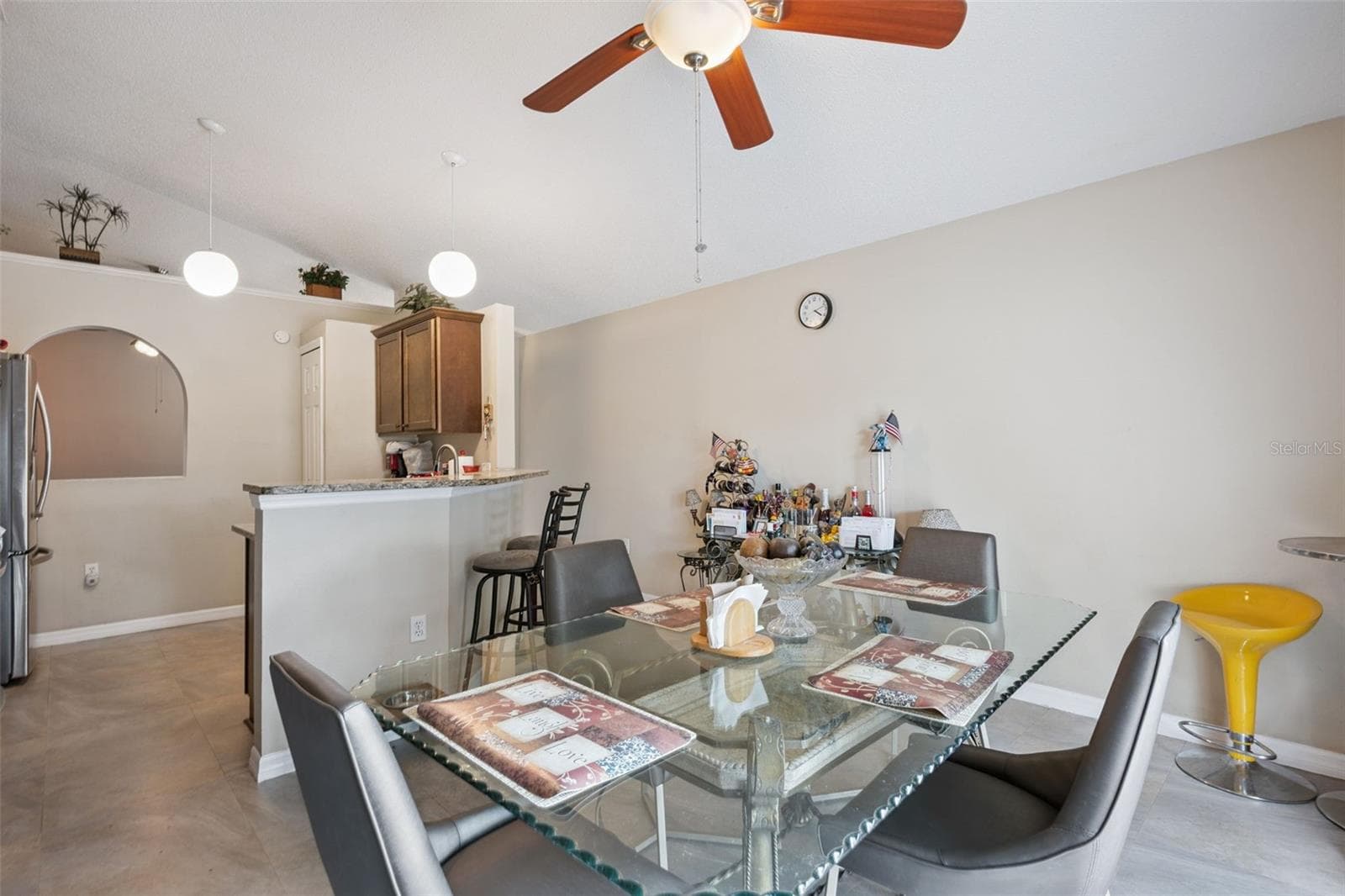Single Family Residence at 10044 RICHARDSON CT, ORLANDO, photo 6 of 18