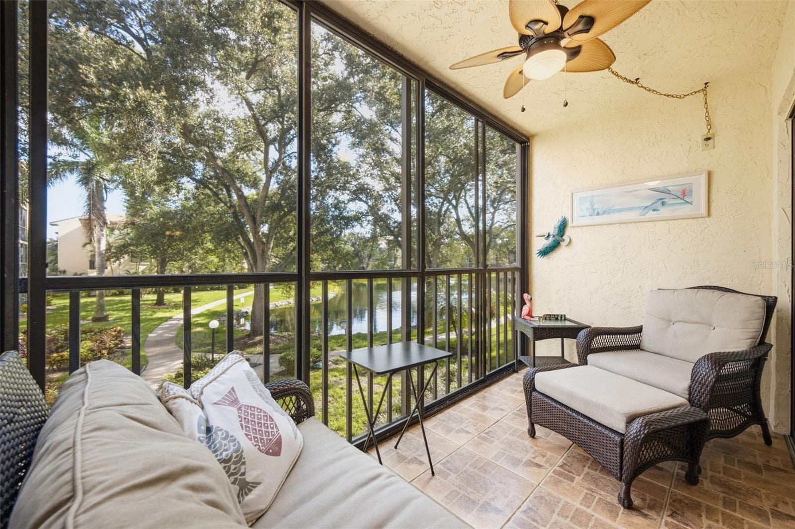 Condominium at 435 30TH AVE W #D206, BRADENTON, photo 27 of 33