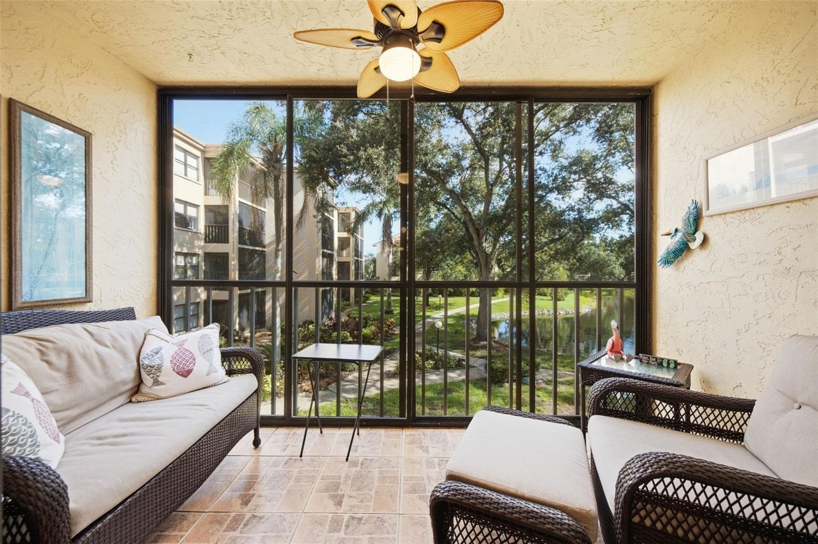 Condominium at 435 30TH AVE W #D206, BRADENTON, photo 28 of 33