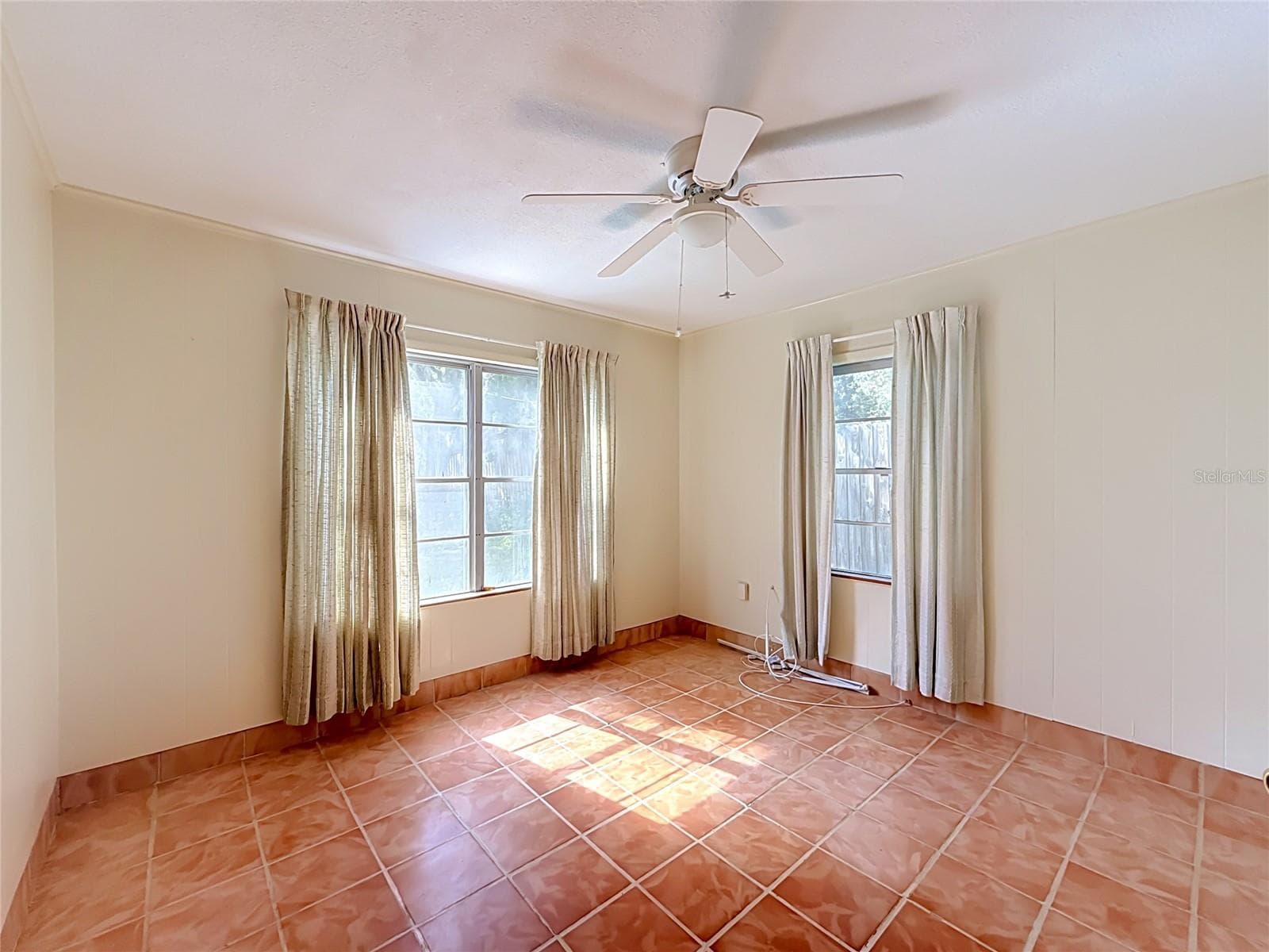 Single Family Residence at 3271 ROBINSON ST, ZELLWOOD, photo 13 of 43