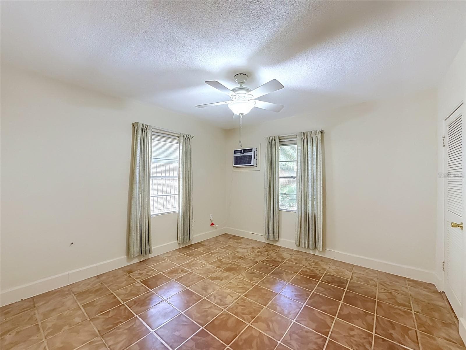 Bedroom 2 - 3271 ROBINSON ST, ZELLWOOD