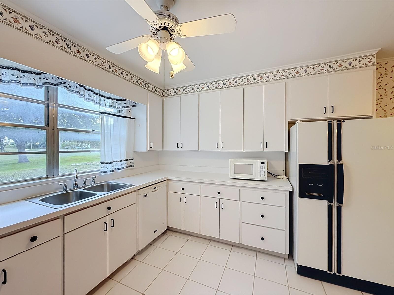 Single Family Residence at 3271 ROBINSON ST, ZELLWOOD, photo 27 of 43