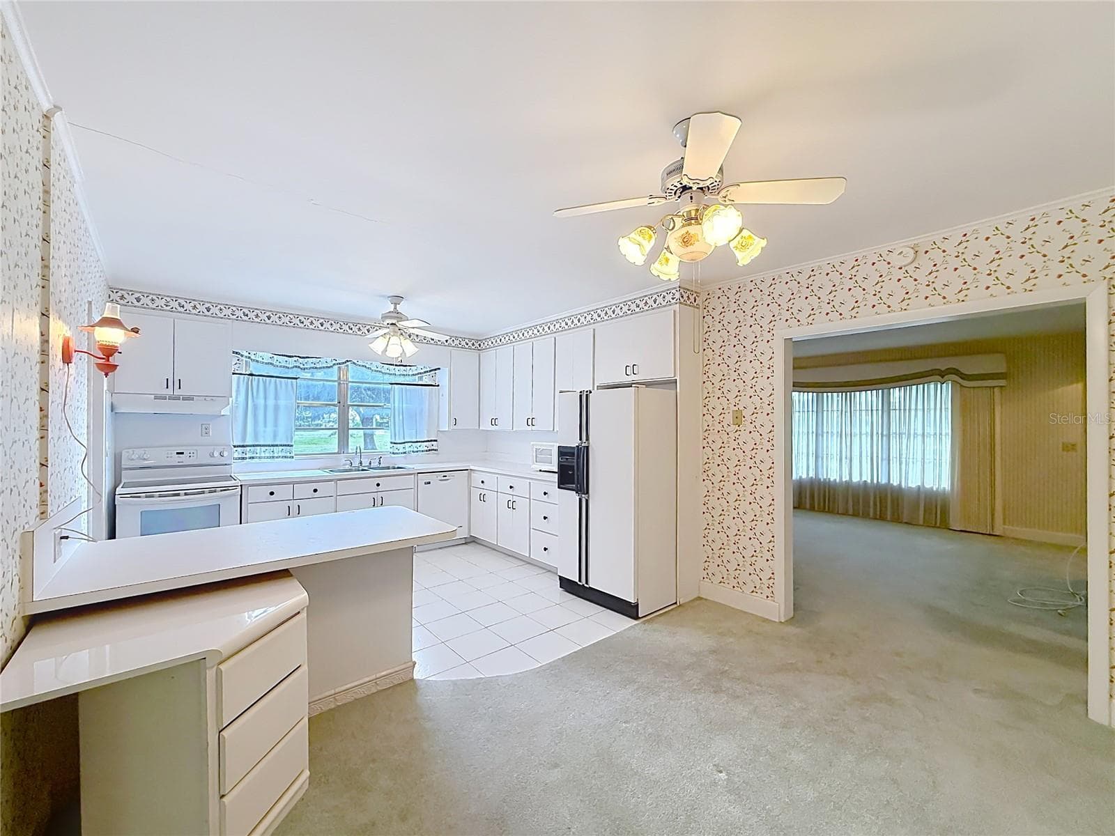 Single Family Residence at 3271 ROBINSON ST, ZELLWOOD, photo 32 of 43