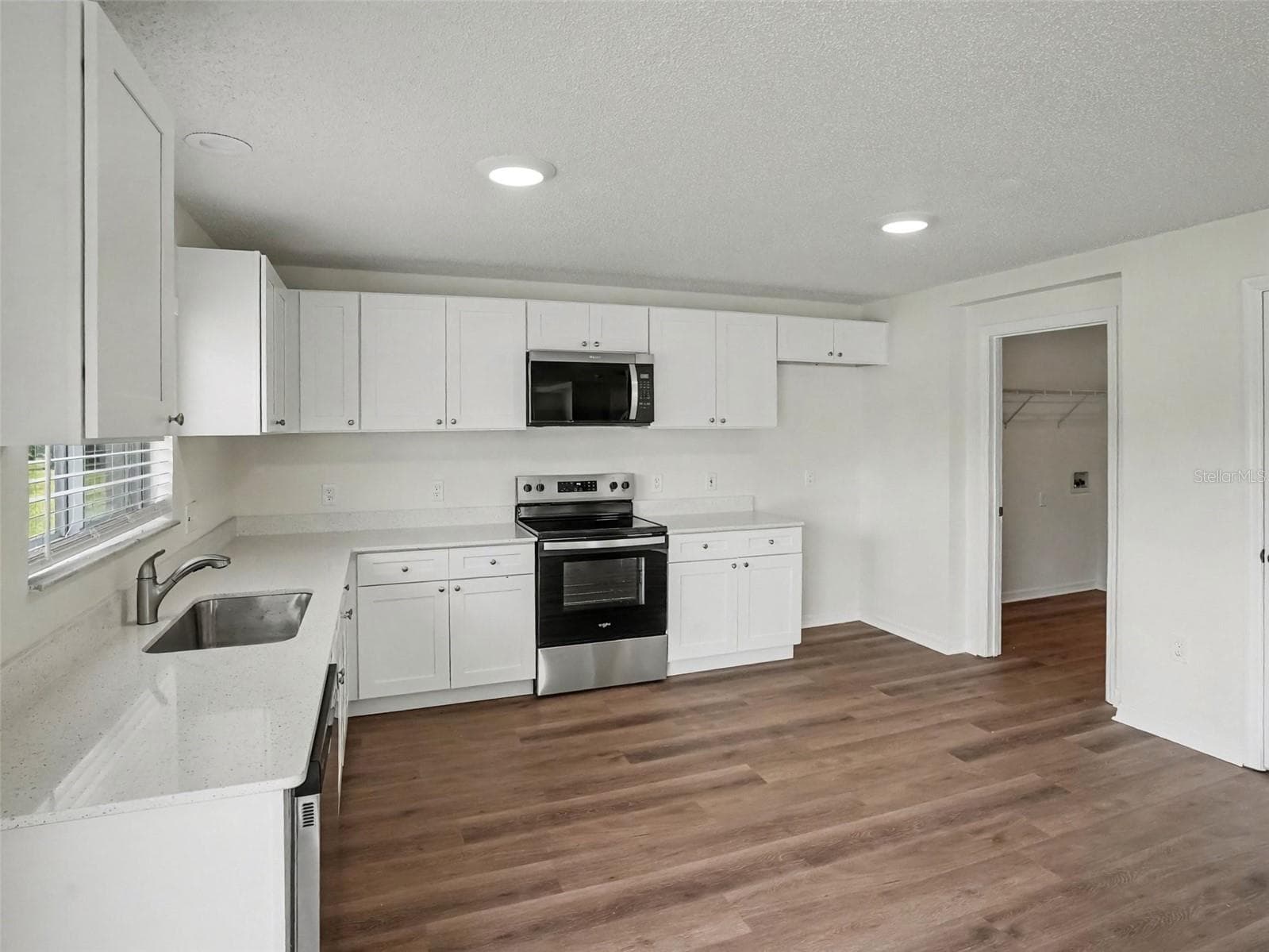 Single Family Residence at 901 ANCHORAGE LN, KISSIMMEE, photo 5 of 15