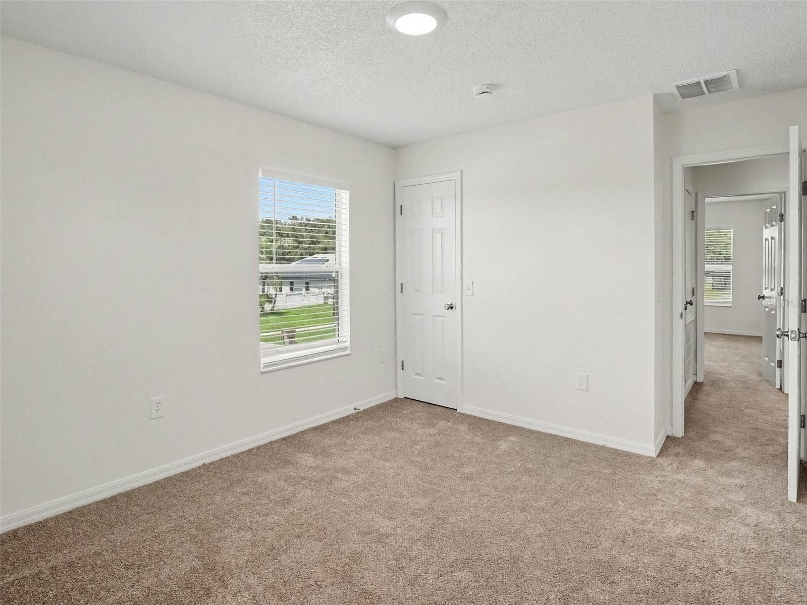 Single Family Residence at 901 ANCHORAGE LN, KISSIMMEE, photo 9 of 15