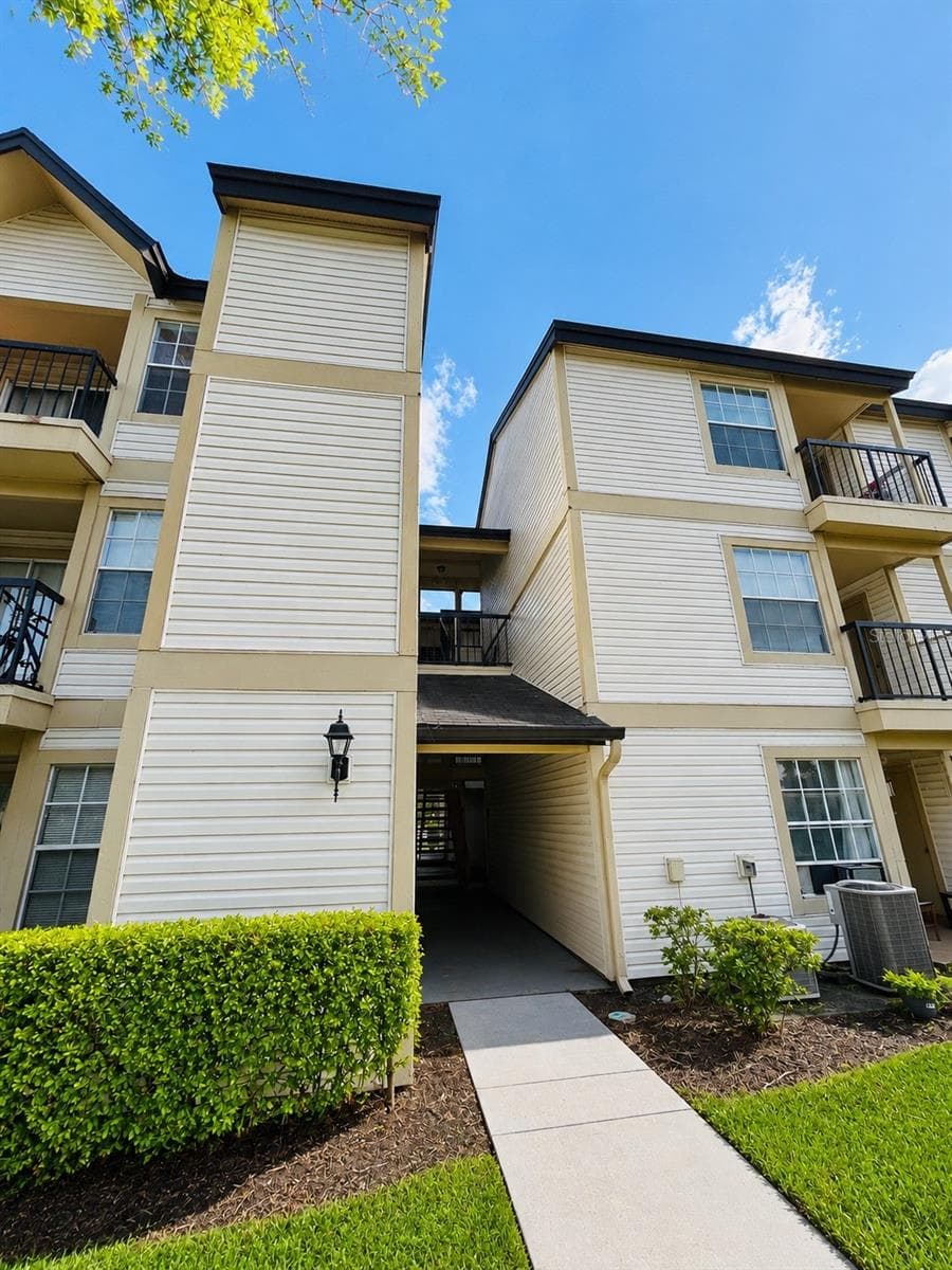 1908 LAKE ATRIUMS CIR #0