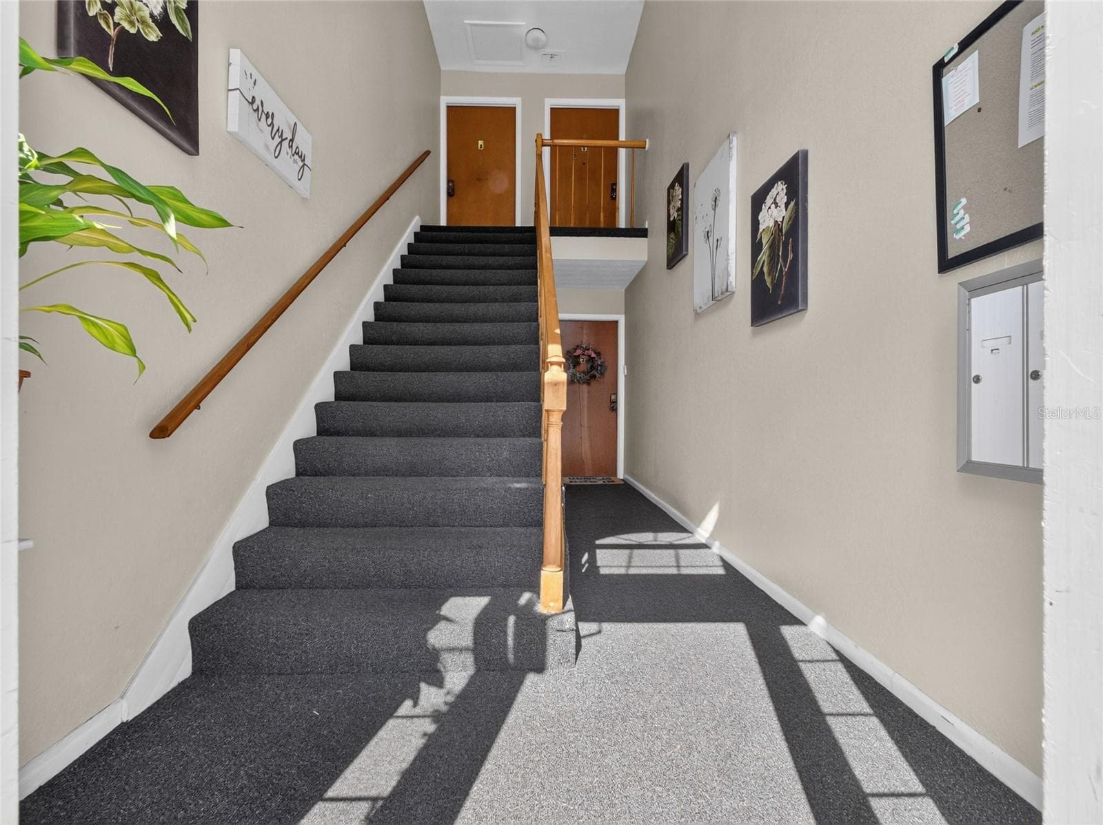 Condominium at 4386 LAKE UNDERHILL RD #D, ORLANDO, photo 4 of 64