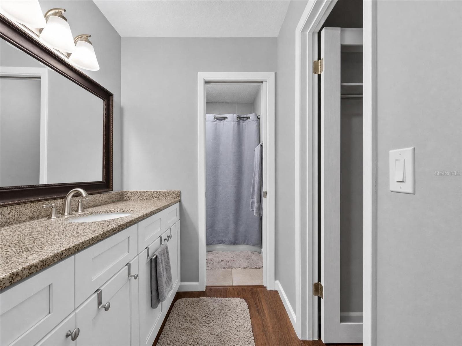 Condominium at 4386 LAKE UNDERHILL RD #D, ORLANDO, photo 13 of 64