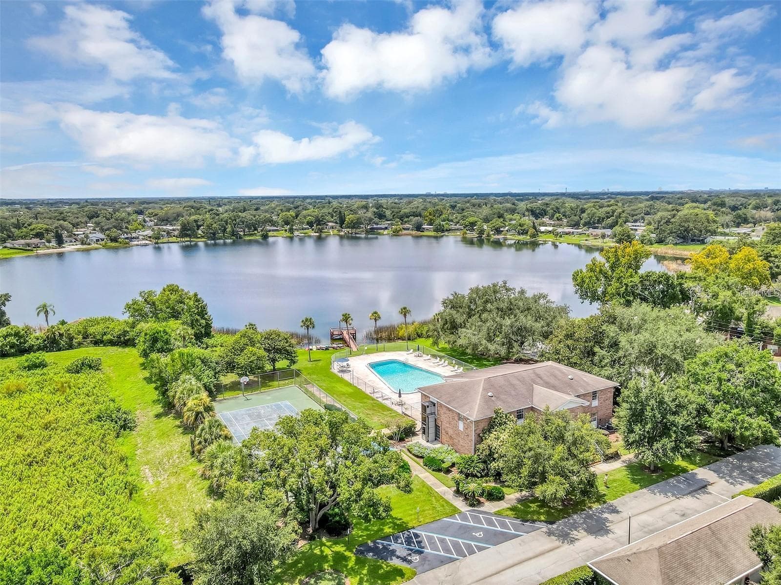 Condominium at 4386 LAKE UNDERHILL RD #D, ORLANDO, photo 38 of 64