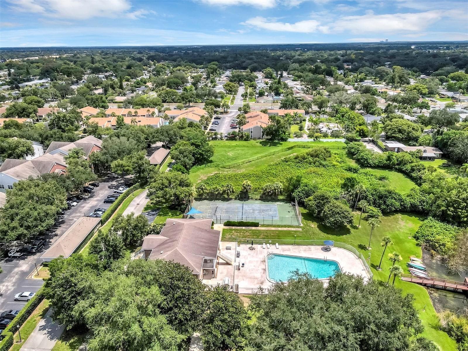 Condominium at 4386 LAKE UNDERHILL RD #D, ORLANDO, photo 40 of 64