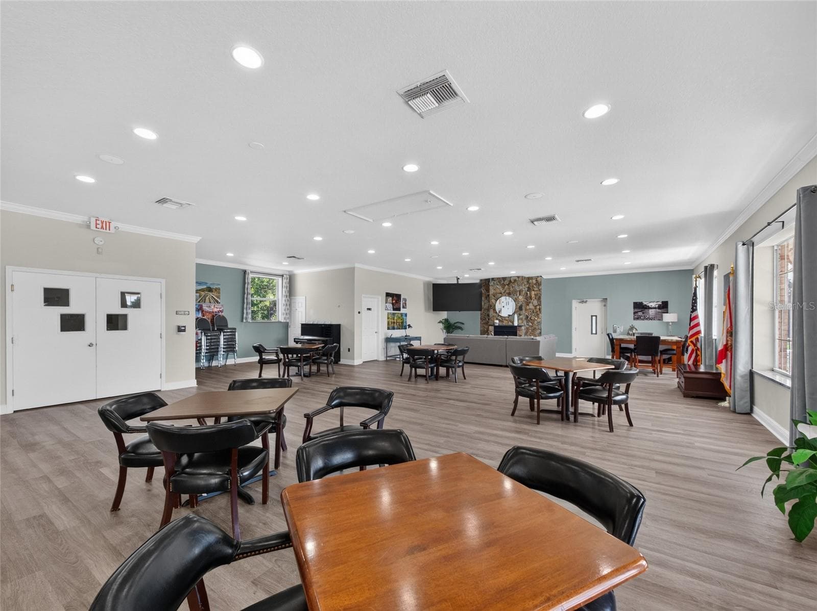 Condominium at 4386 LAKE UNDERHILL RD #D, ORLANDO, photo 53 of 64