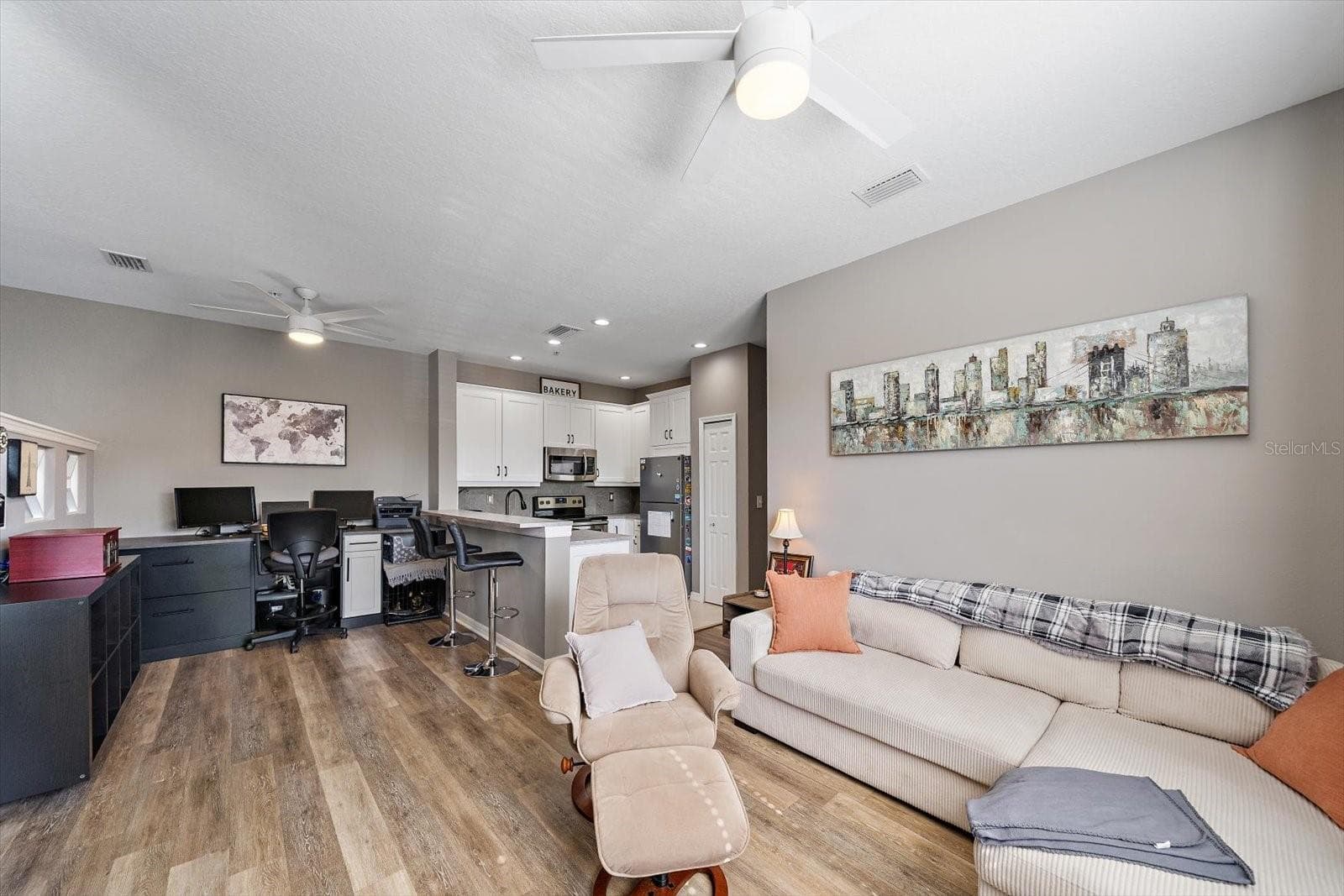 Condominium at 4206 VIA PIEDRA CIR #3-202, SARASOTA, photo 13 of 28